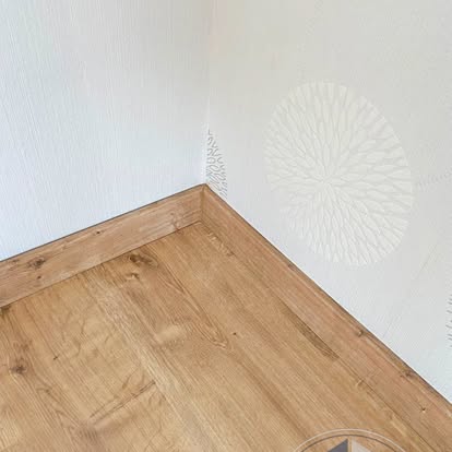 Verlegung eines Bodenbelags im Innenbereich