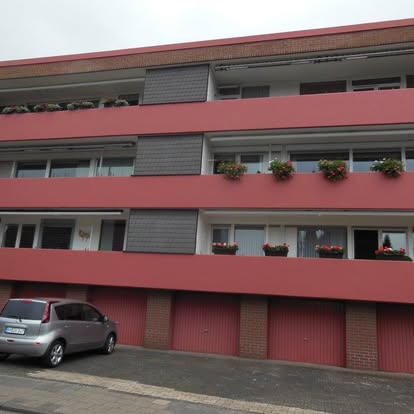 Fertiggestellte Fassade an einer Wohnanlage